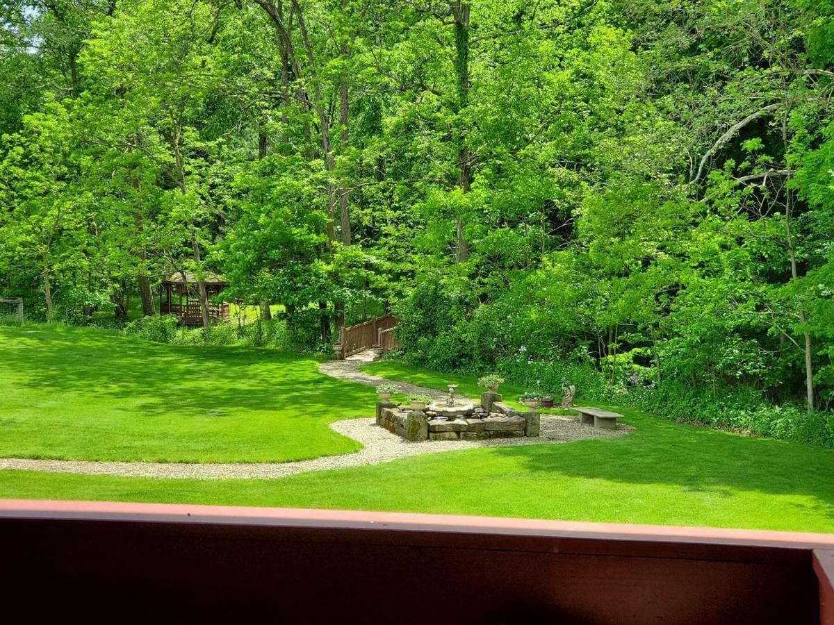 The Barn Inn Bed And Breakfast Millersburg Exterior foto